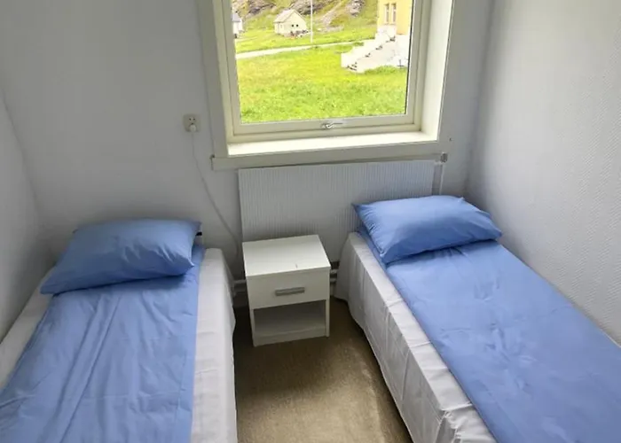 5-bedroom Sea View *